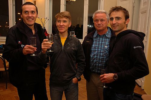 Zleva - Martin Minařík, Valery Babanov, Jiří Novák a Ueli Steck