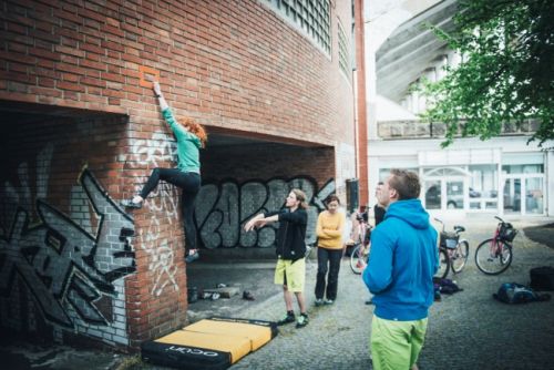 Urban Boulder Race